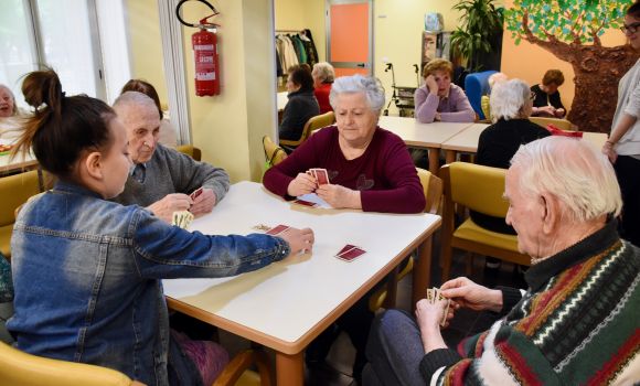 5 attività di stimolazione cognitiva tra nonni e nipoti